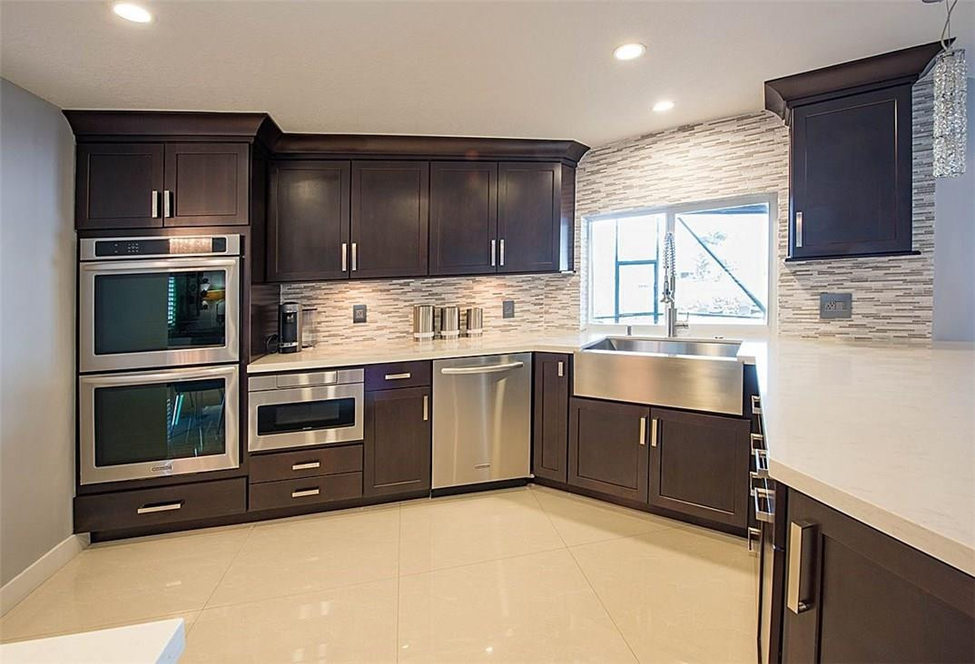 Rolling Hills Lake Estate - Residential