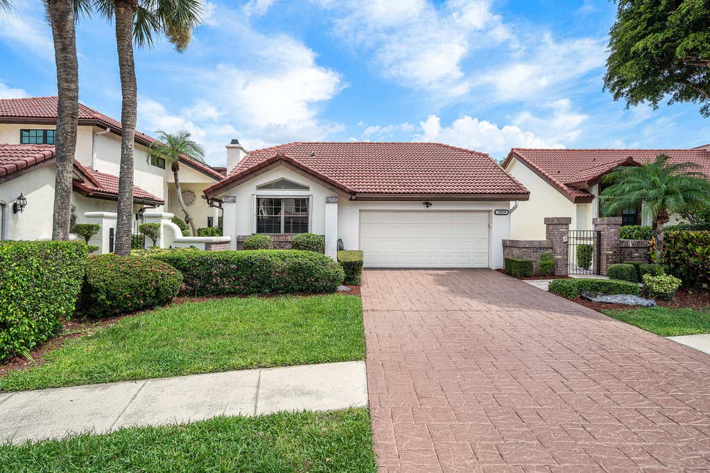 Photo of 21874 Town Place Drive #21874, Boca Raton, FL 33433 (MLS # B26058414)