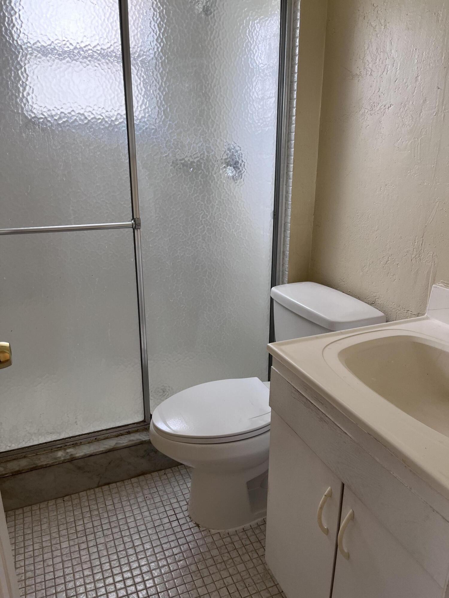 ARROWHEAD CONDO NO IX - Residential