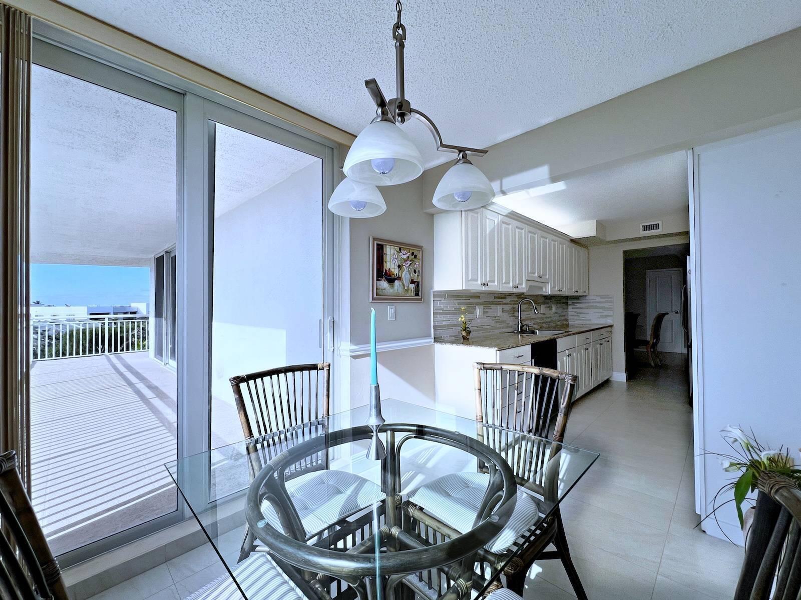 BARCLAY CONDO - Residential