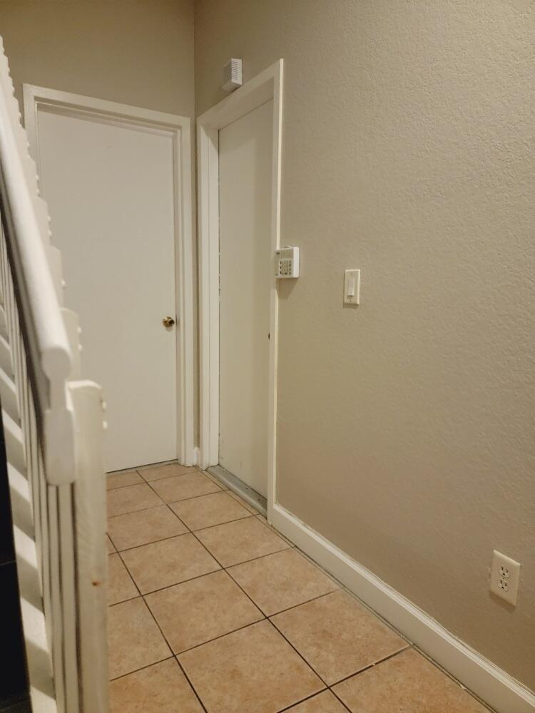 SHOMA TOWNHOMES AT ROYAL - Residential Lease