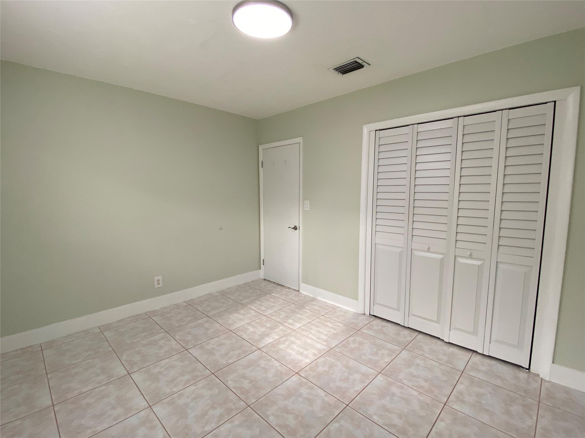 CORAL RIDGE ISLES - Residential Lease