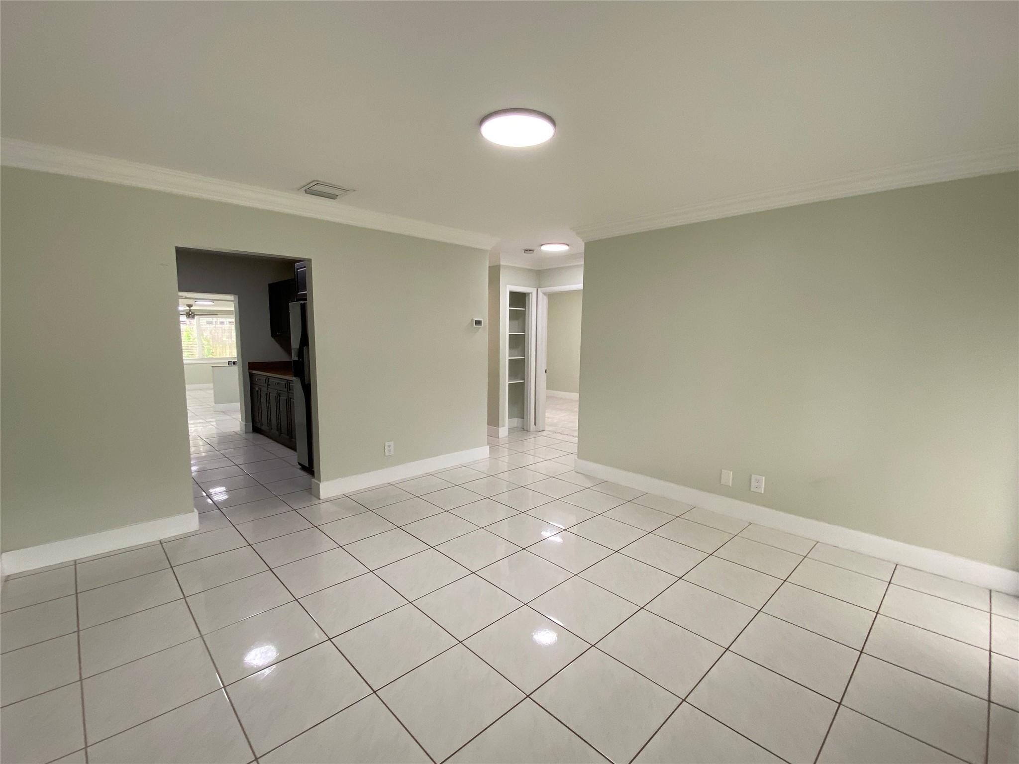 CORAL RIDGE ISLES - Residential Lease