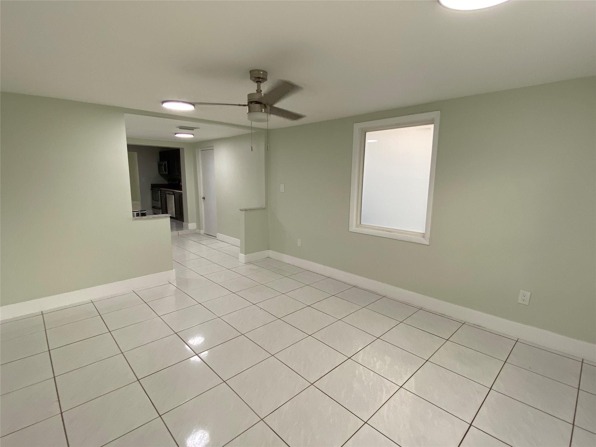 CORAL RIDGE ISLES - Residential Lease