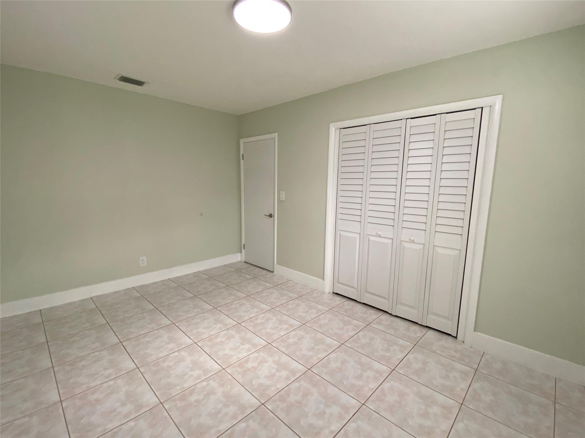 CORAL RIDGE ISLES - Residential Lease