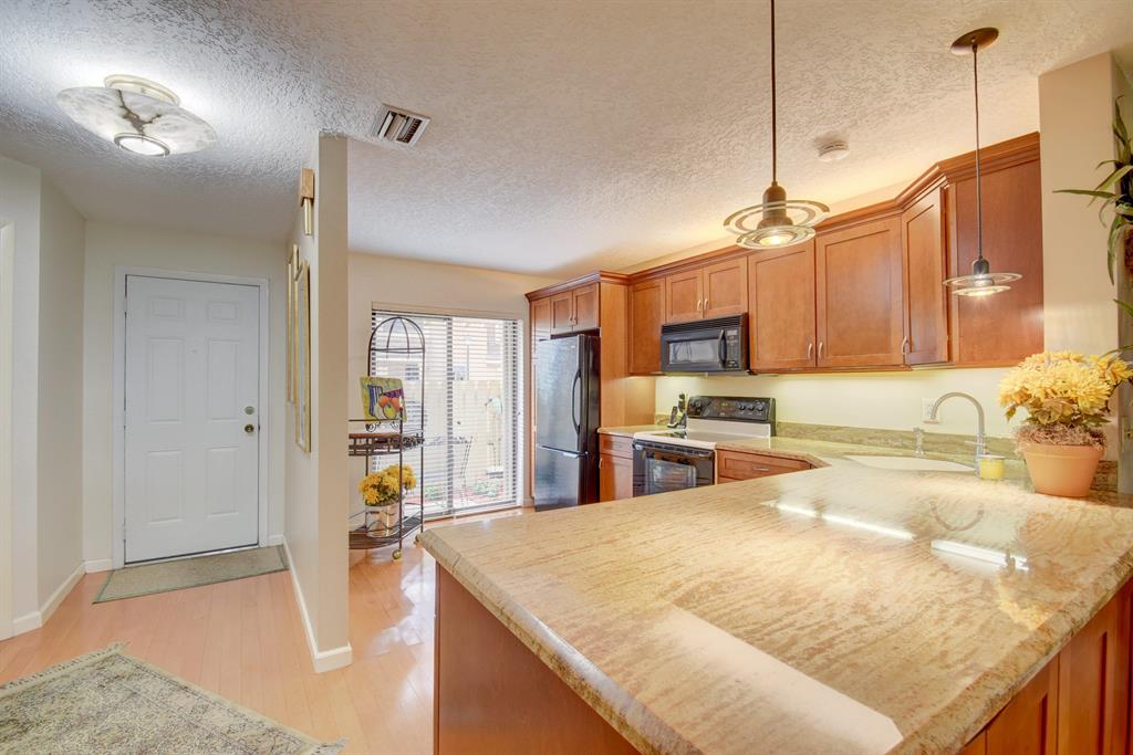 TARTAN COCONUT CREEK - Residential