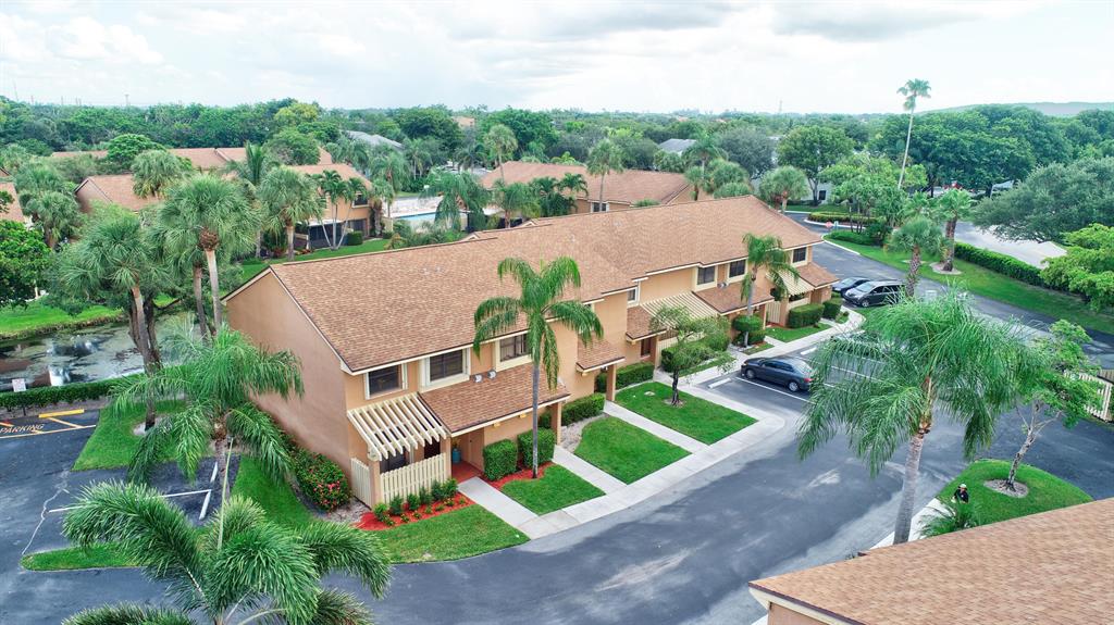 TARTAN COCONUT CREEK - Residential