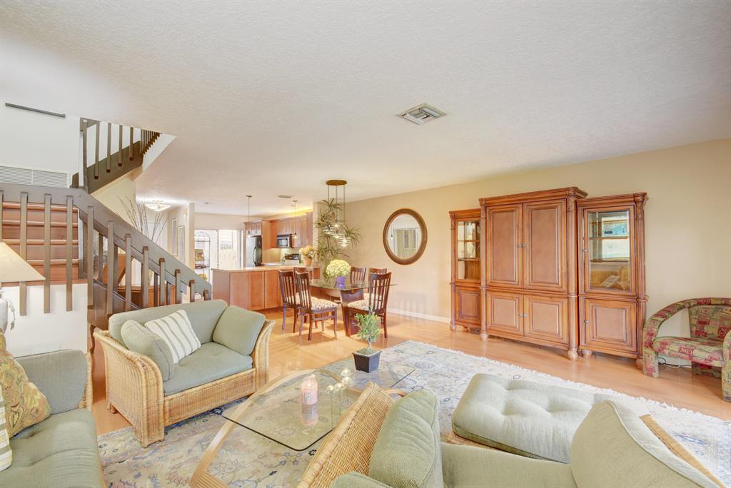 TARTAN COCONUT CREEK - Residential