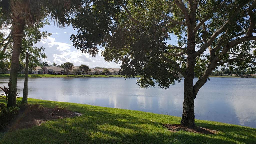 WELLINGTONS EDGE - Residential