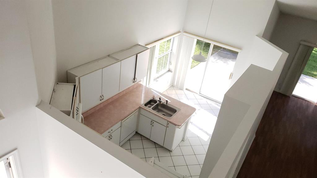 WELLINGTONS EDGE - Residential