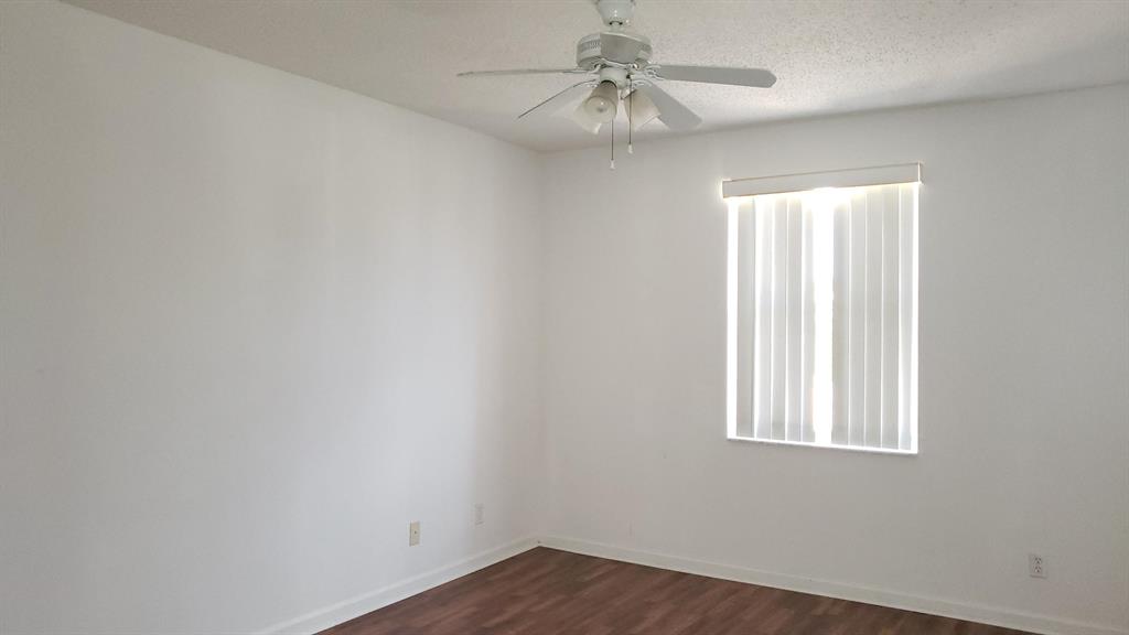 WELLINGTONS EDGE - Residential