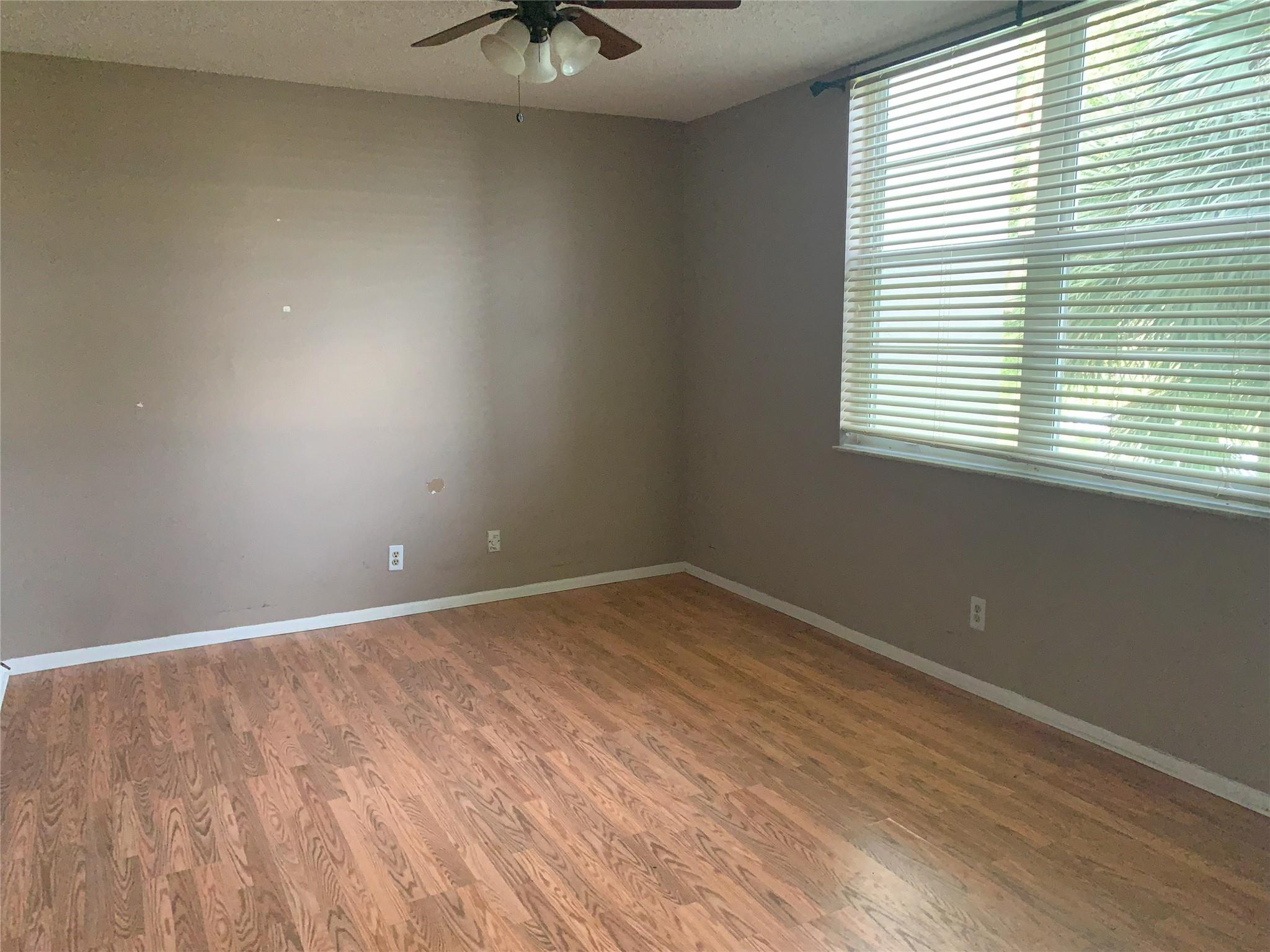 9460 Poinciana Pl 303