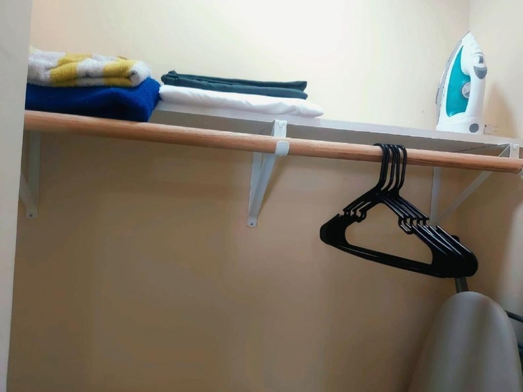 SUNRISE GOLF VILLAGE 3RD - Residential Lease