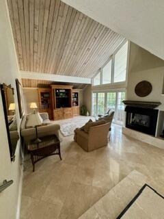 104 W Spearfish Lane