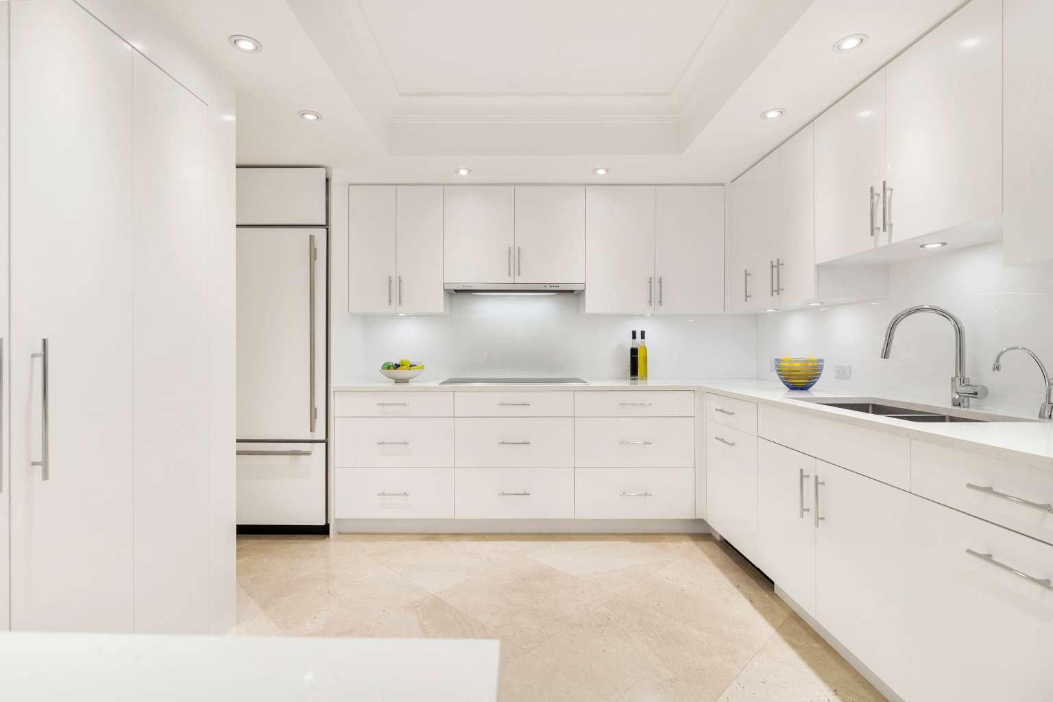 TWENTY SIX HUNDRED COND - Residential