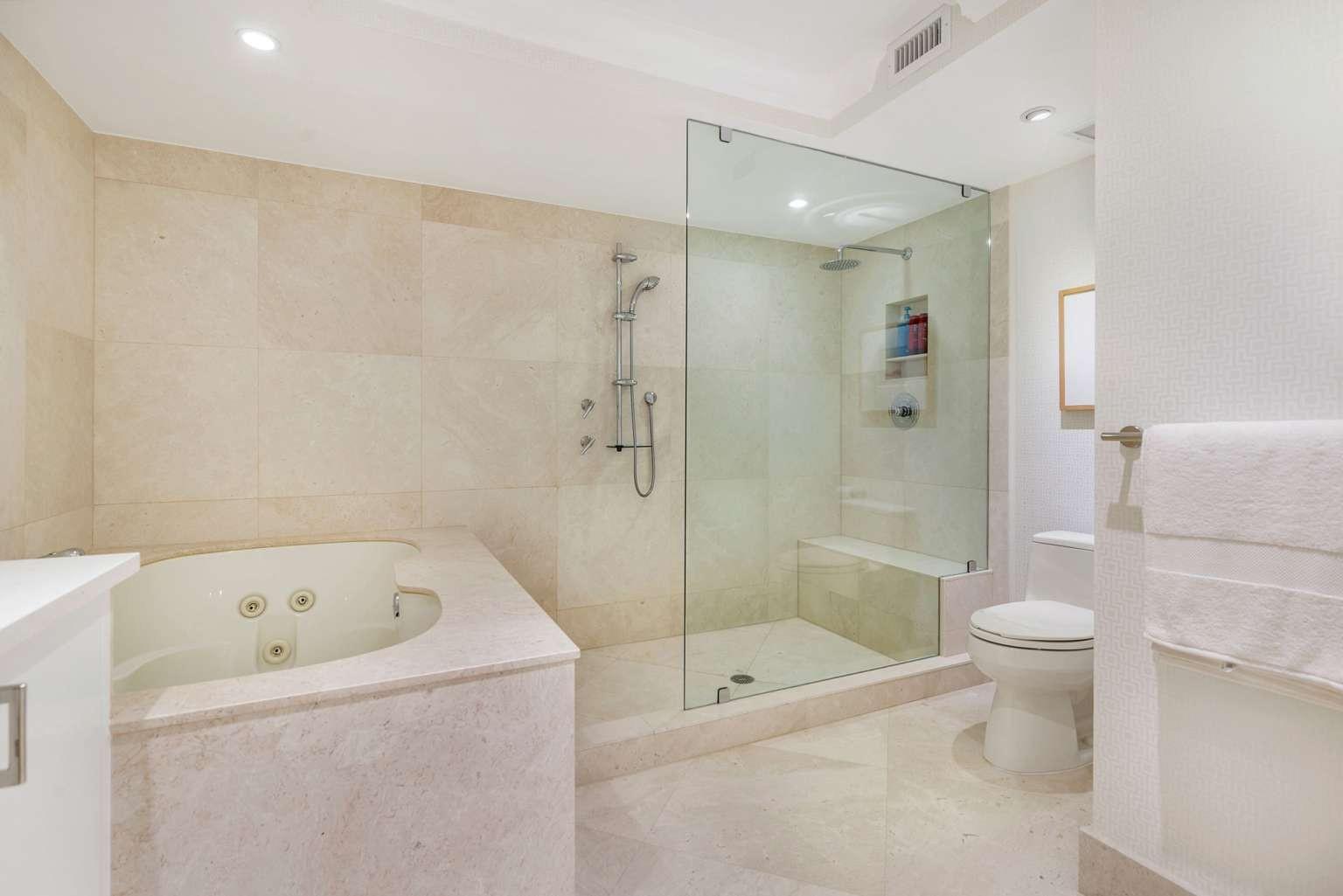 TWENTY SIX HUNDRED COND - Residential