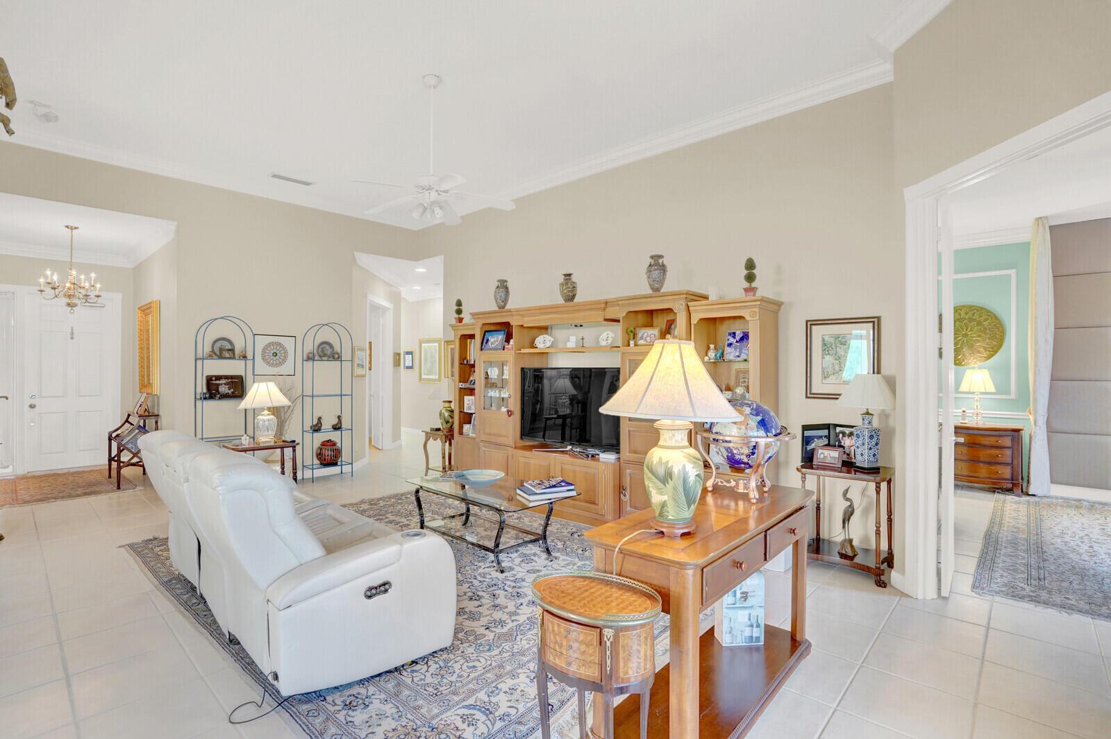 VILLAGEWALK OF WELLINGTON - Residential