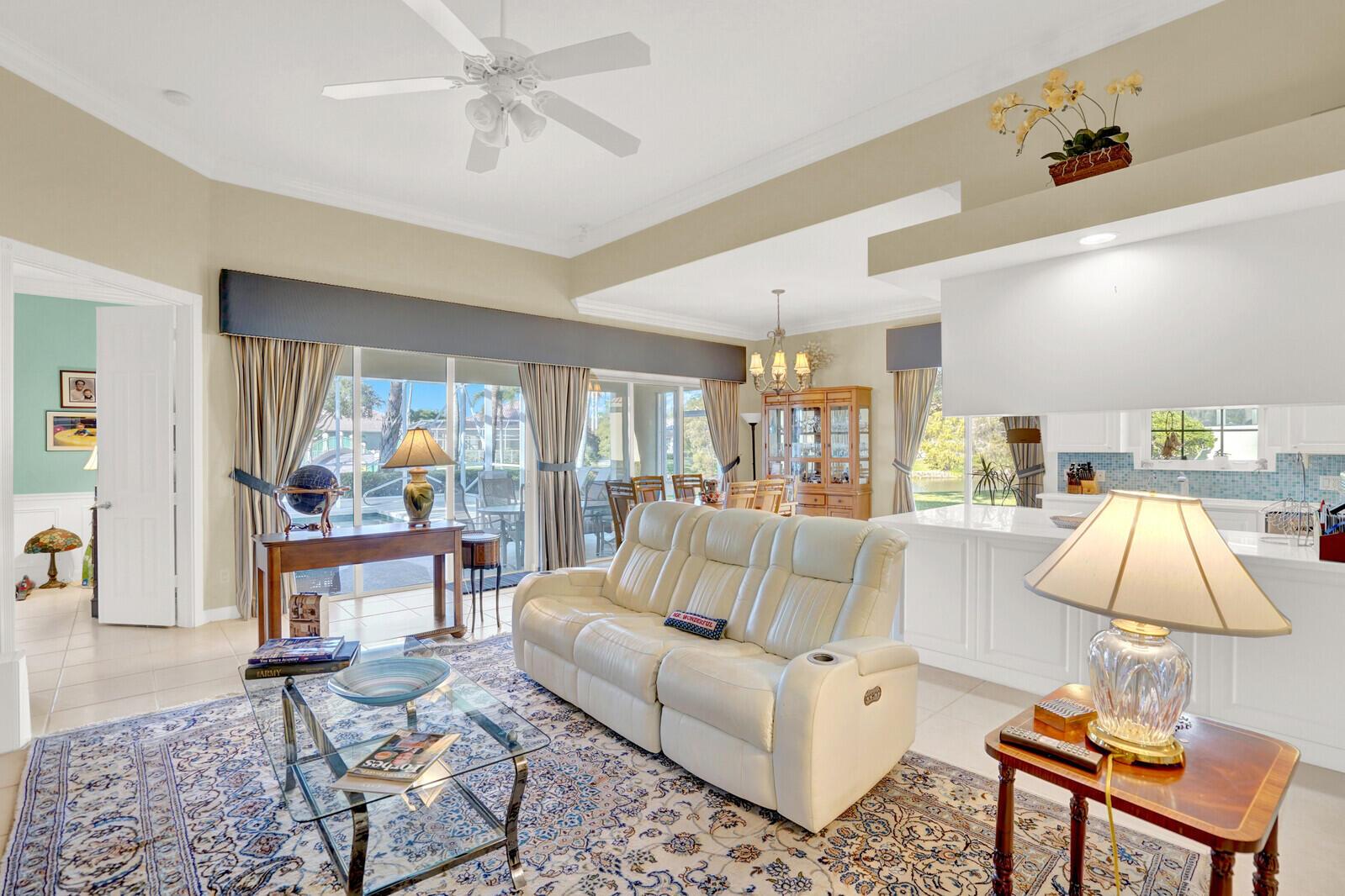 VILLAGEWALK OF WELLINGTON - Residential