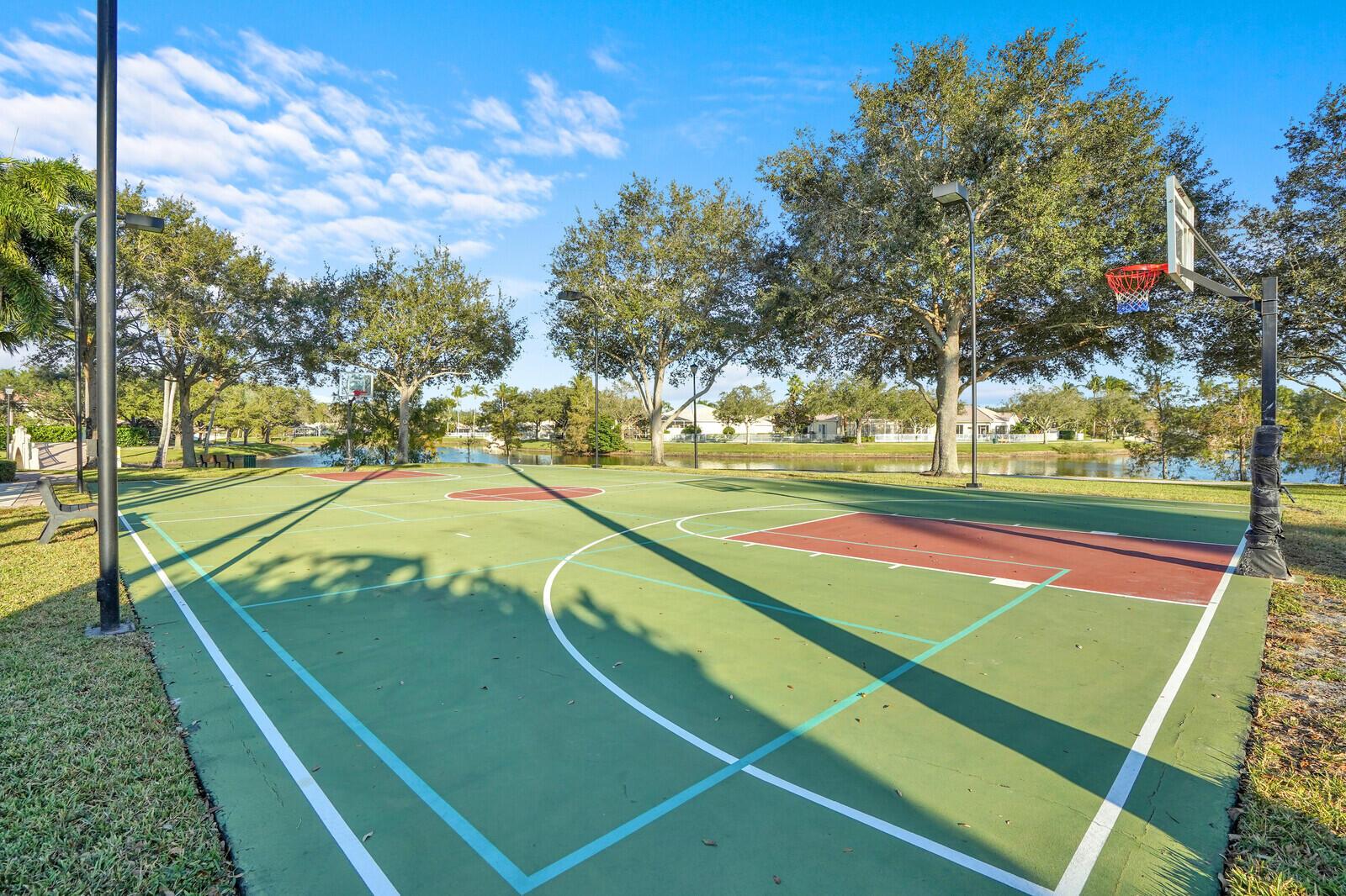 VILLAGEWALK OF WELLINGTON - Residential