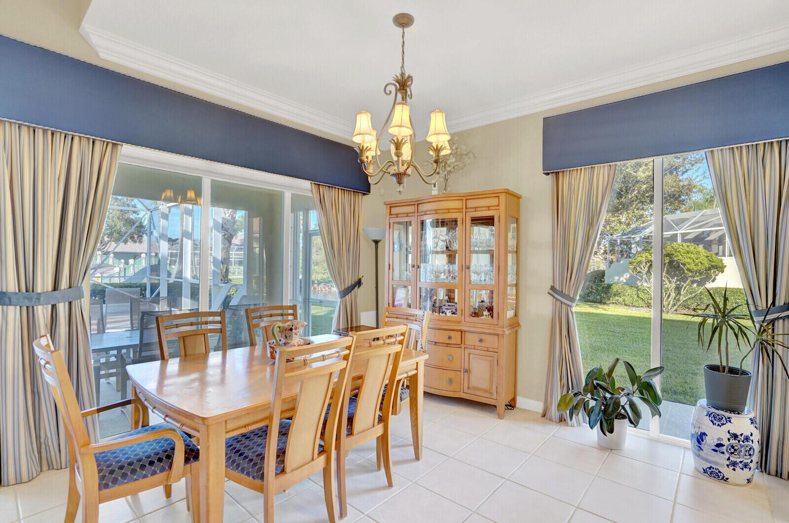 VILLAGEWALK OF WELLINGTON - Residential