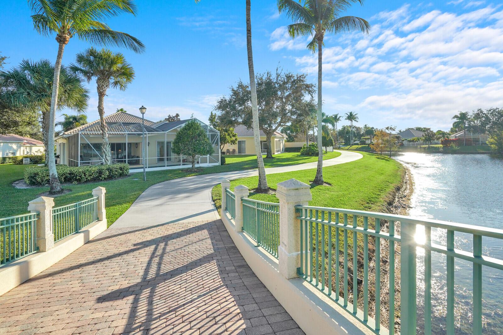 VILLAGEWALK OF WELLINGTON - Residential