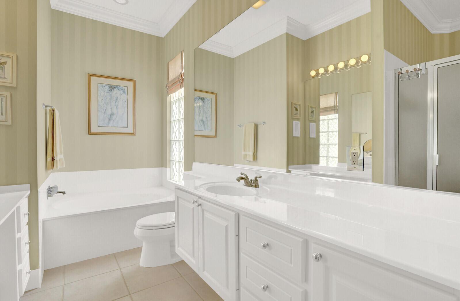 VILLAGEWALK OF WELLINGTON - Residential