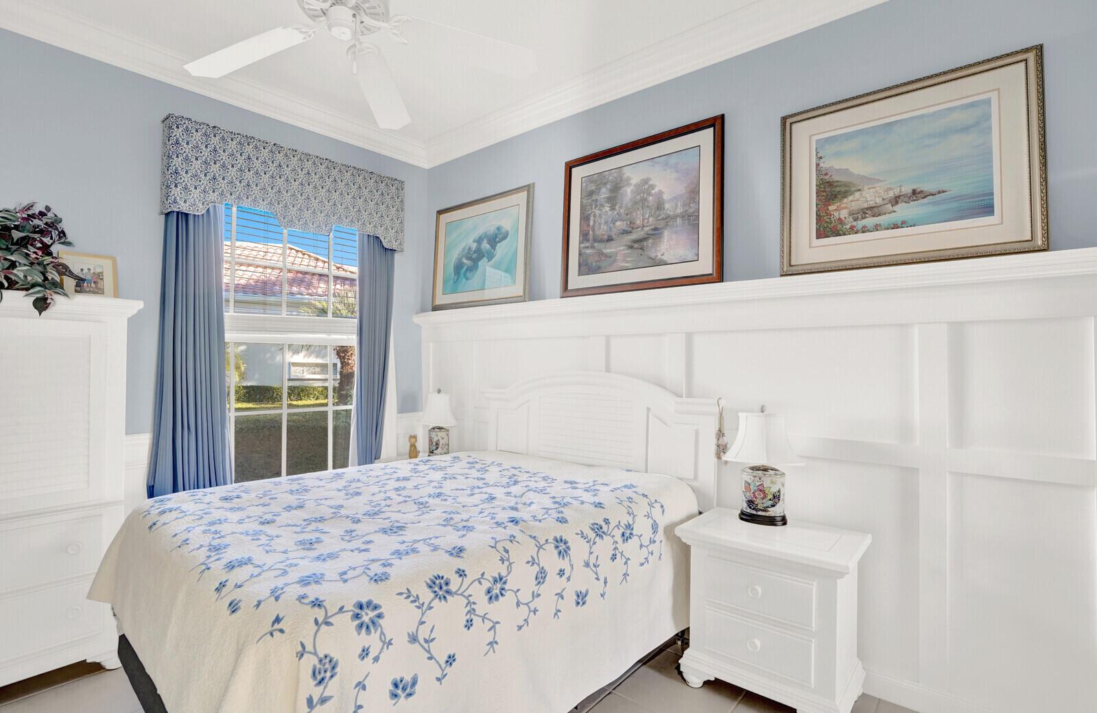 VILLAGEWALK OF WELLINGTON - Residential