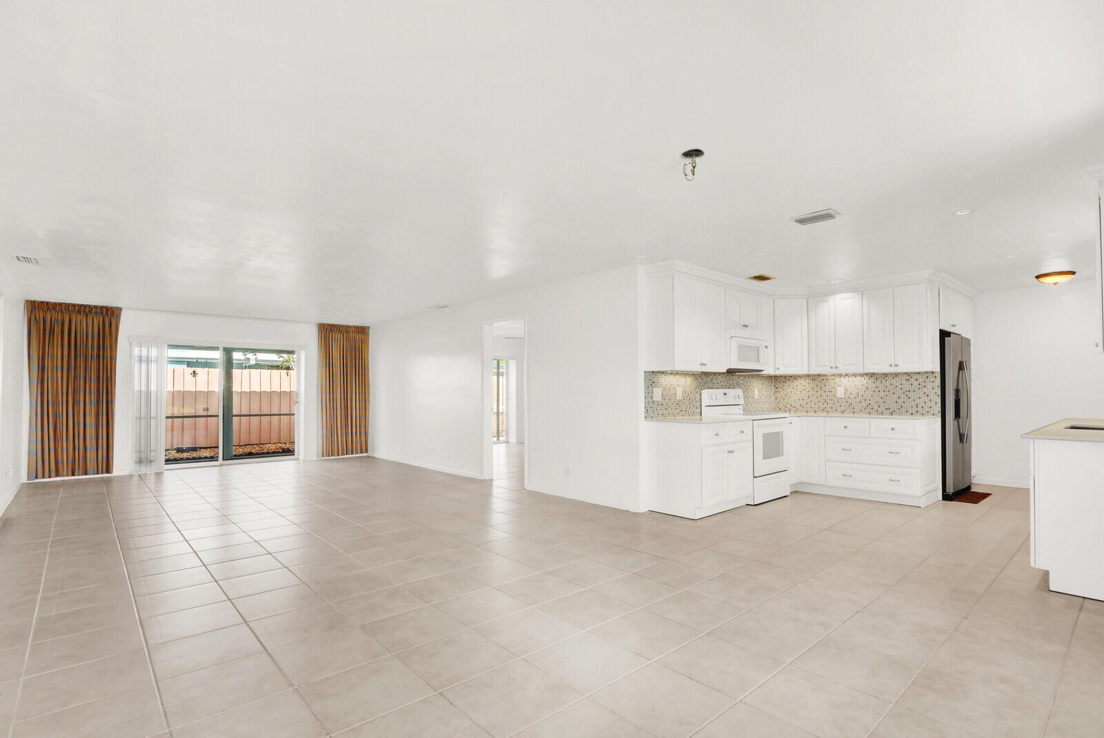 HUNT CLUB COLONY (AKA JUP - Residential