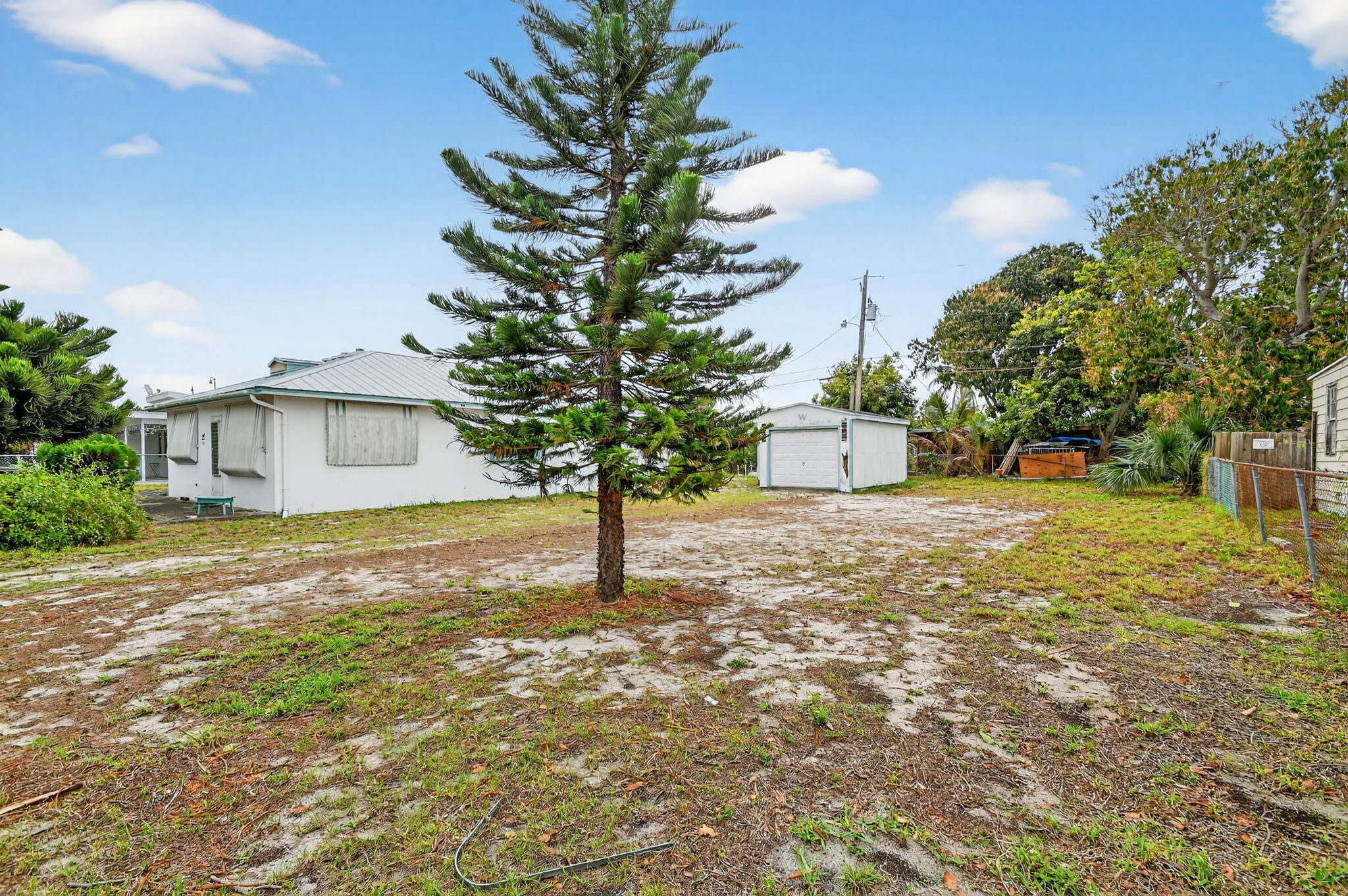 NORTH PALM BCH 4, Lots 17 & 18 Blk 65 - Land