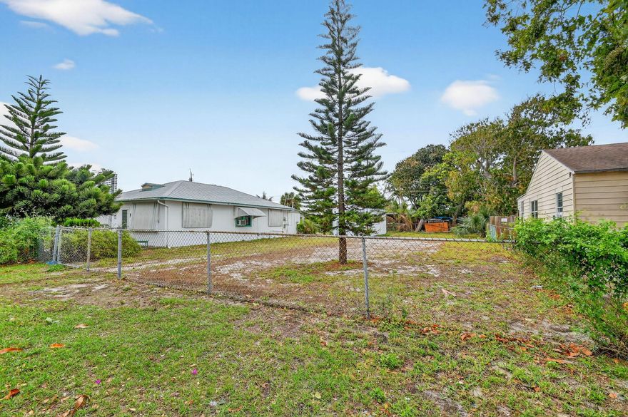 This vacant lot is next to the lot with the home for sale as well....MLS ID#B26004230.  Owner would like both parcels sold at the same time but will consider all offers.  Do not walk on lot without contacting Listing Agent first.