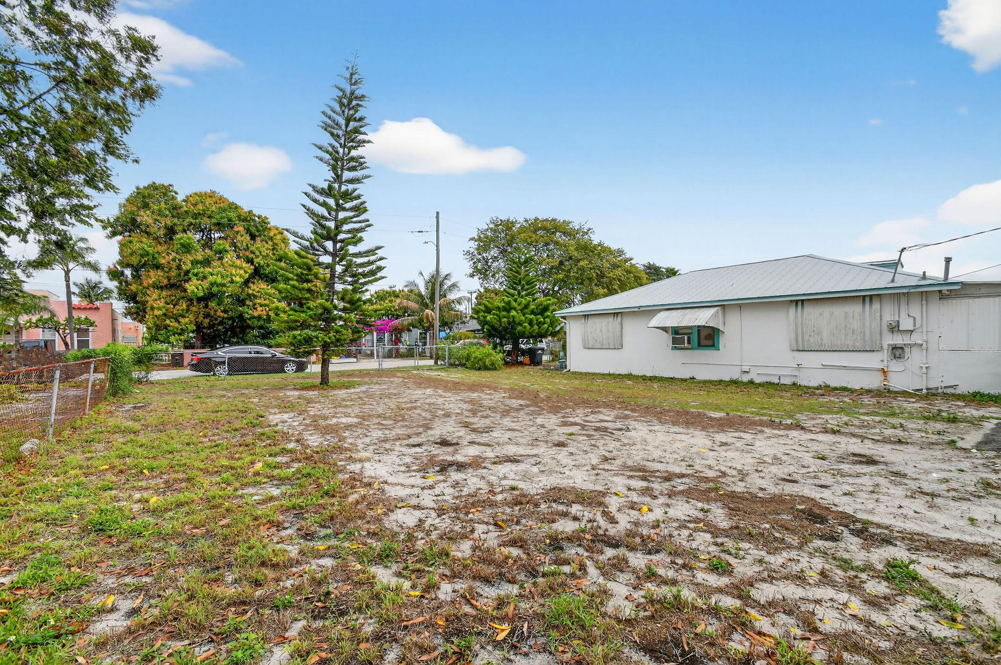 NORTH PALM BCH 4, Lots 17 & 18 Blk 65 - Land