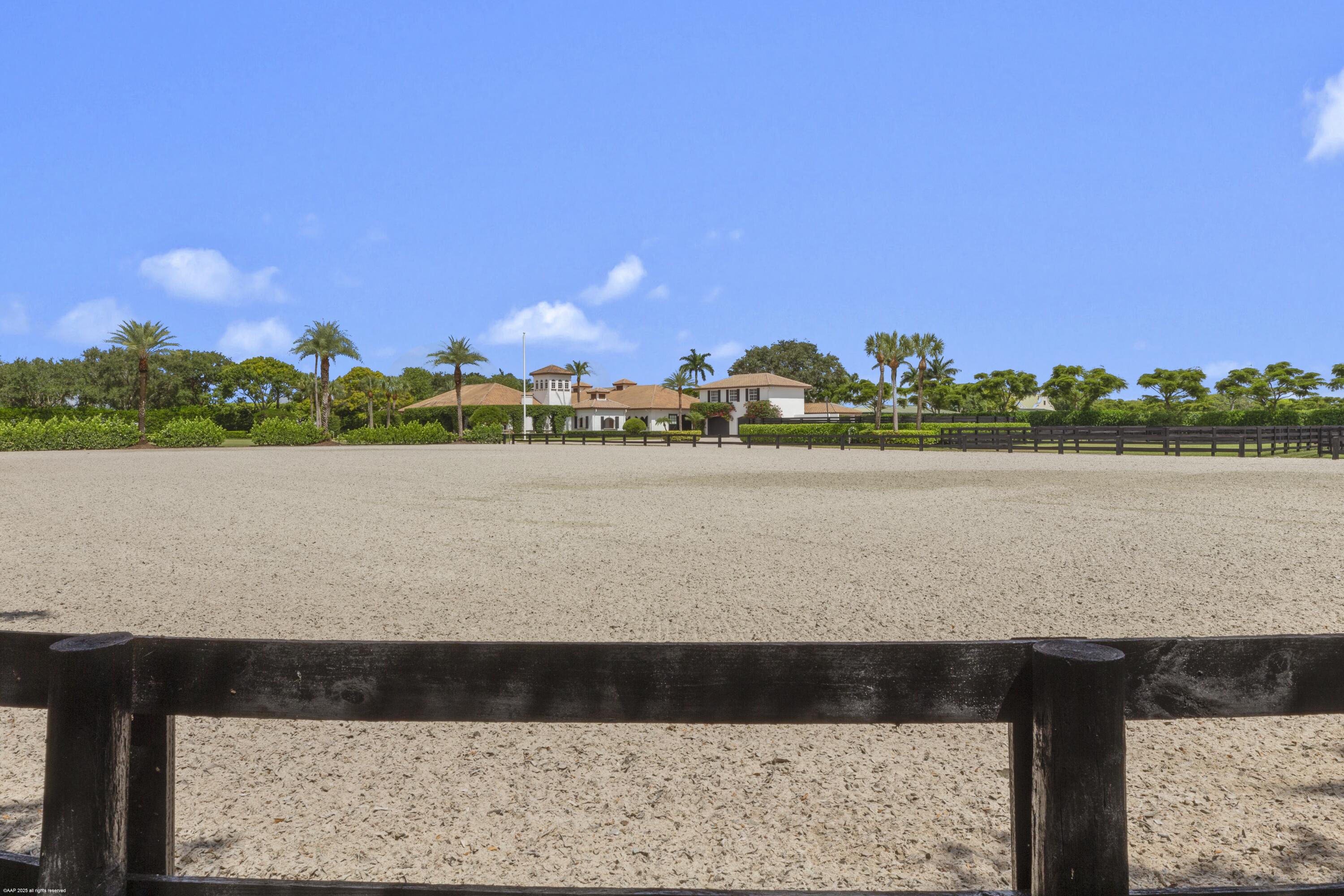 GRAND PRIX FARMS - Residential