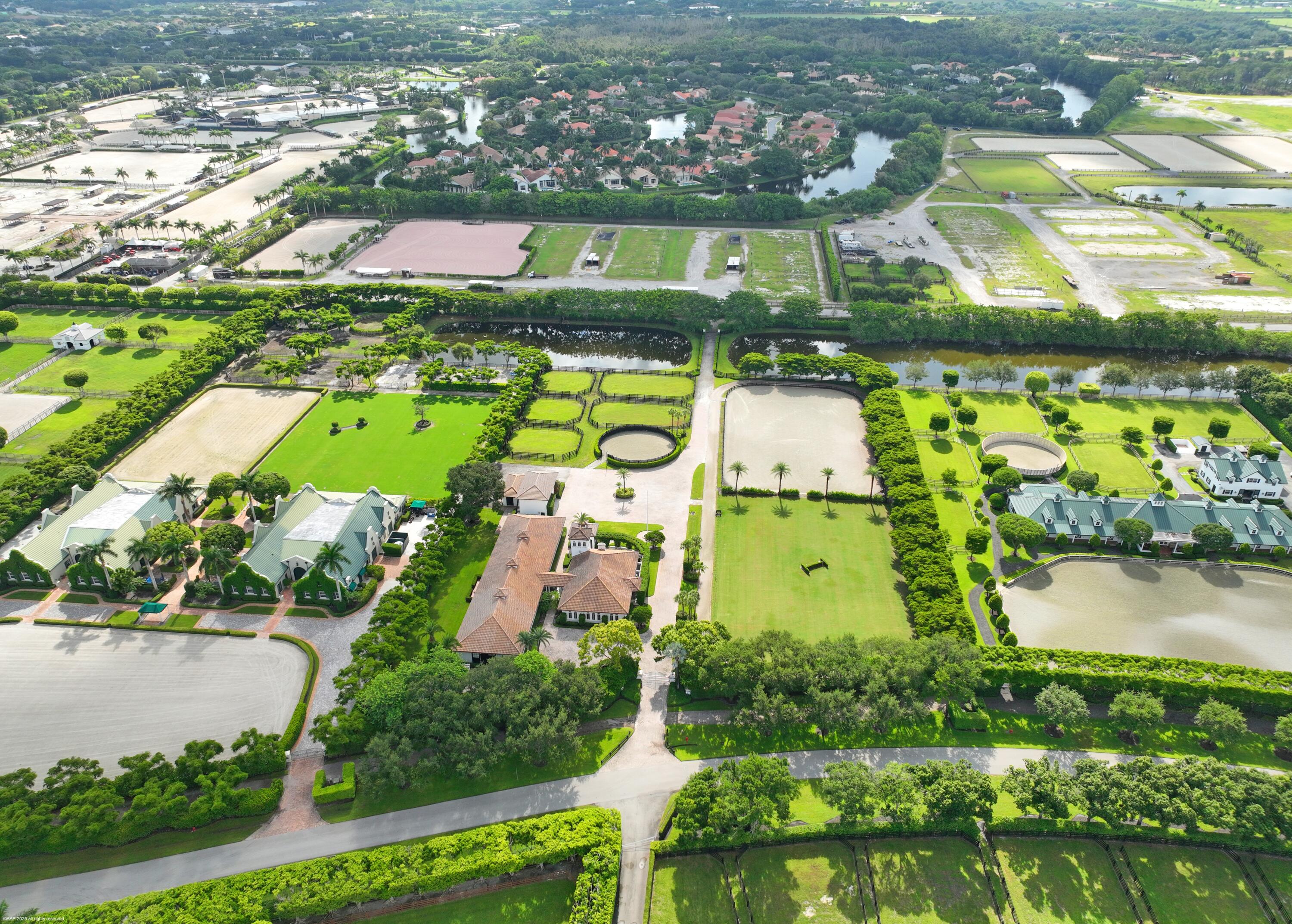 GRAND PRIX FARMS - Residential