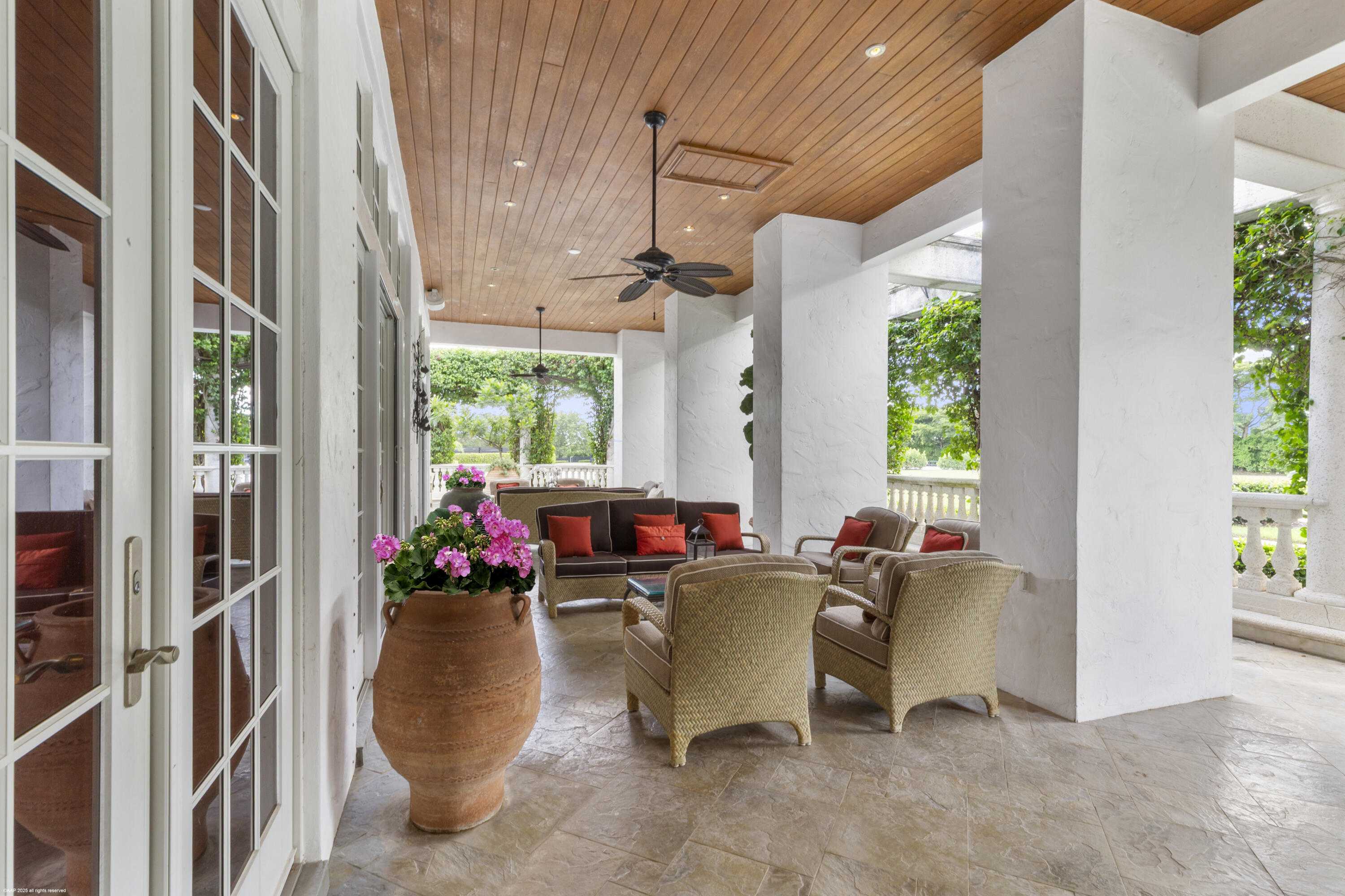 GRAND PRIX FARMS - Residential