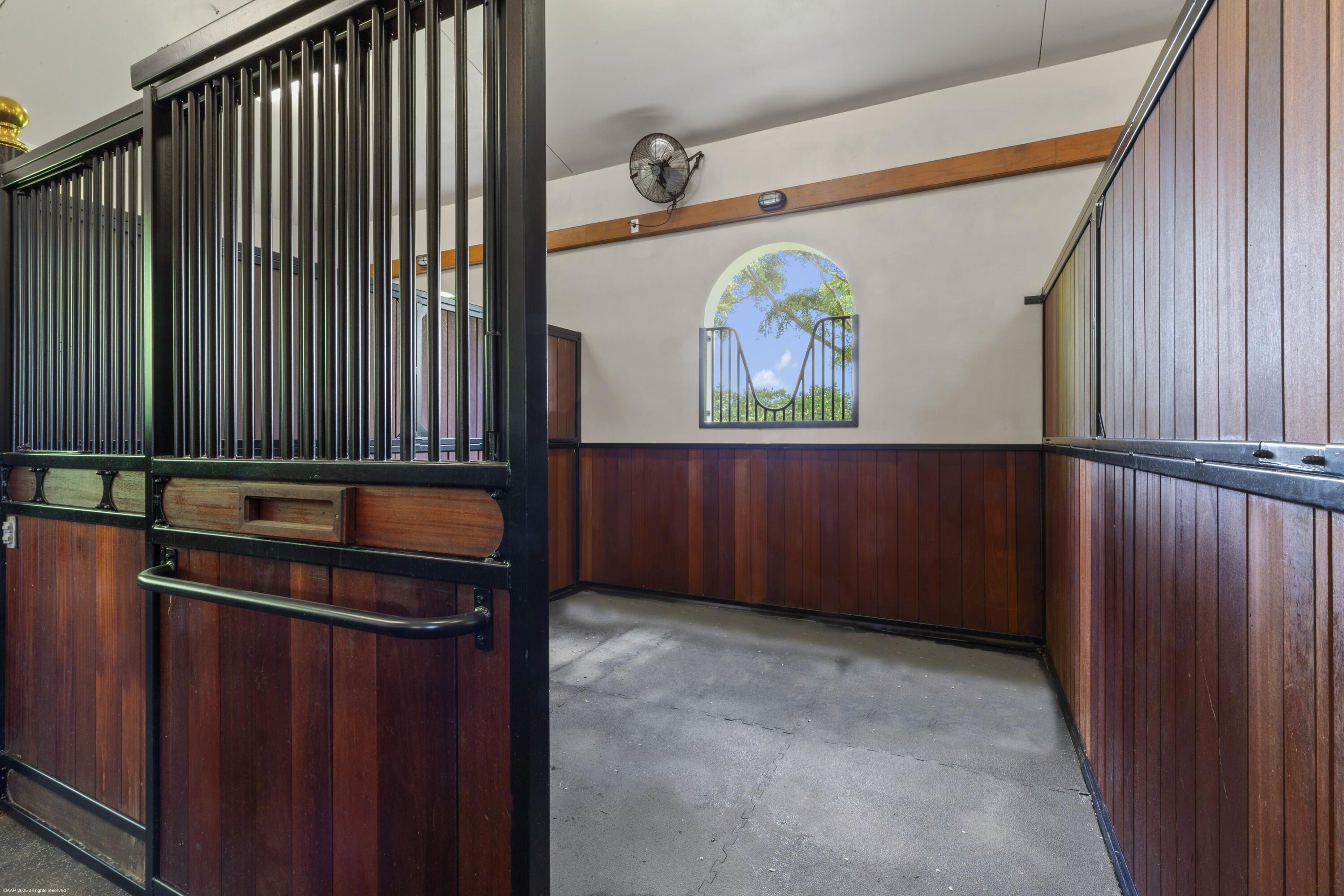 GRAND PRIX FARMS - Residential