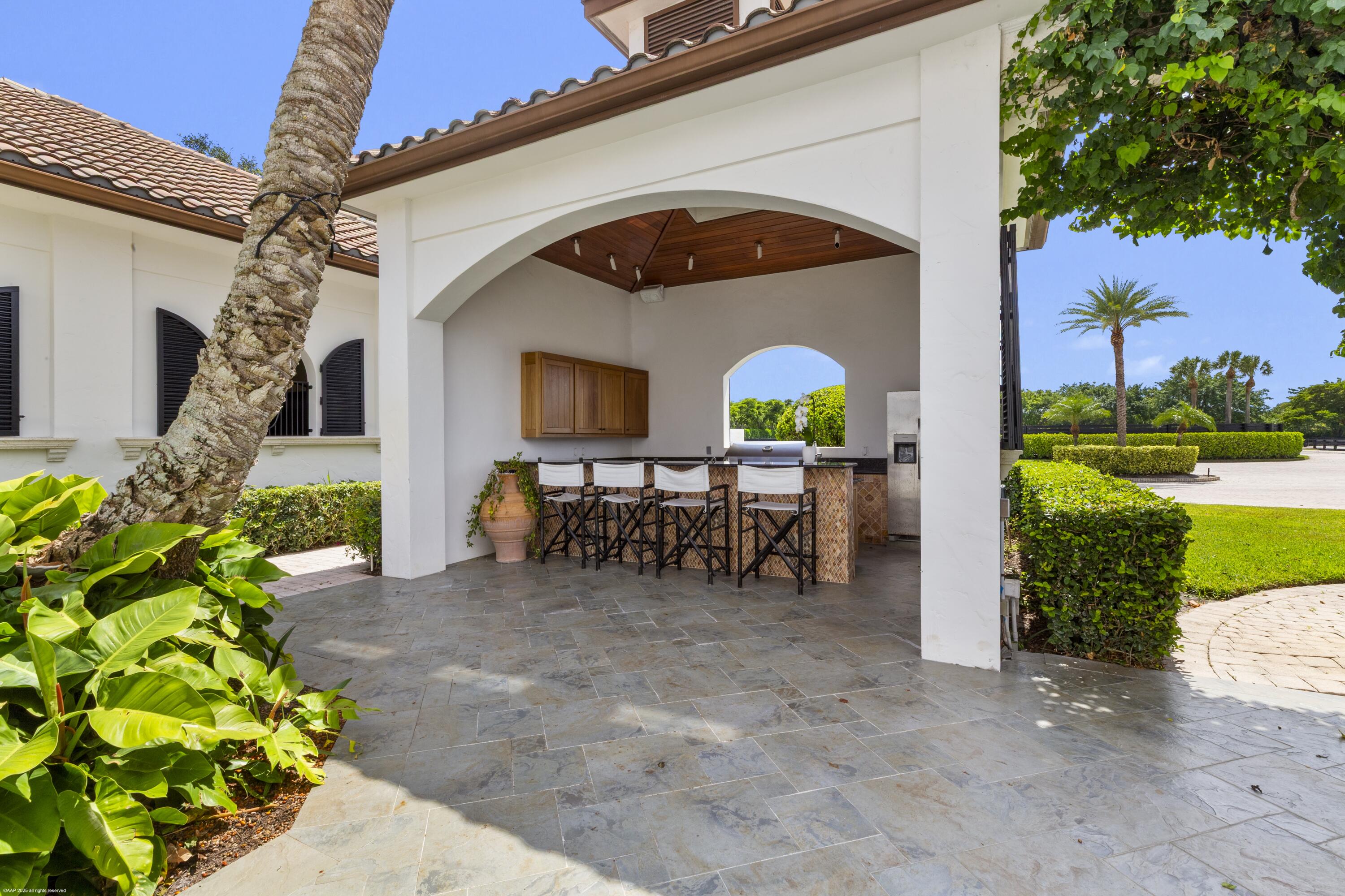 GRAND PRIX FARMS - Residential