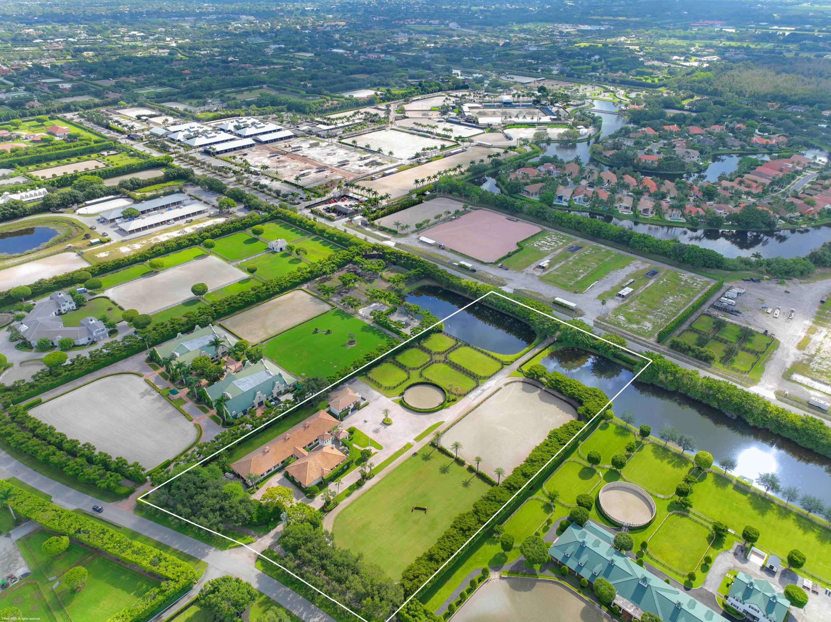 GRAND PRIX FARMS - Residential