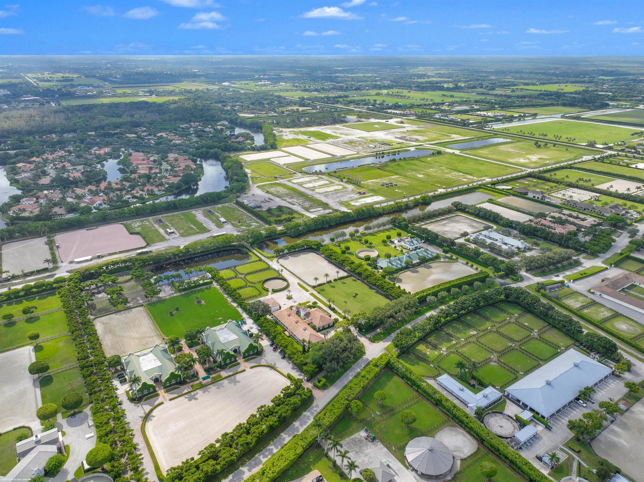 GRAND PRIX FARMS - Residential