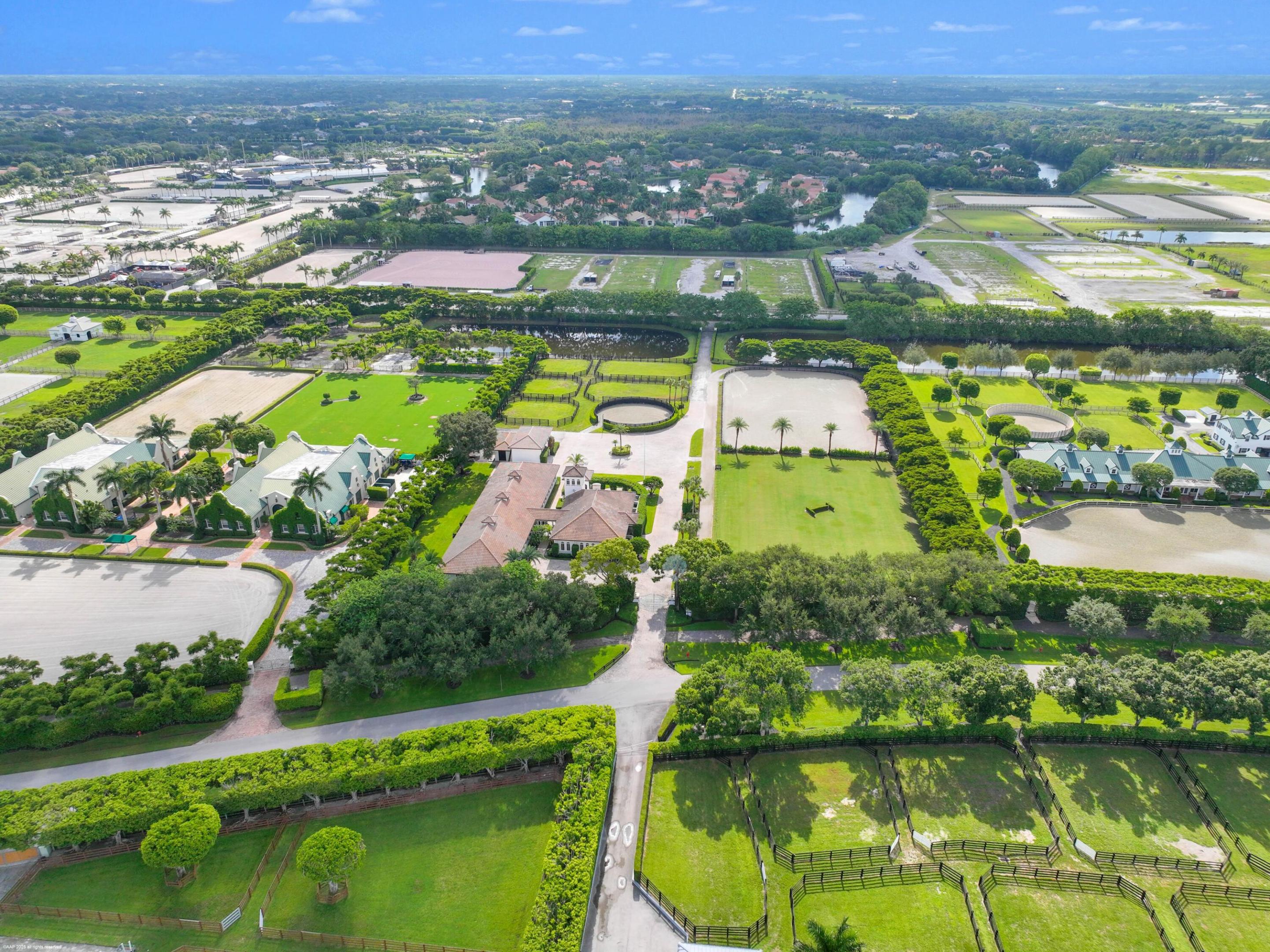 GRAND PRIX FARMS - Residential