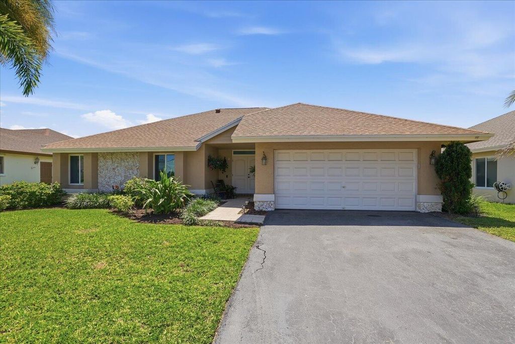 Photo of 10174 S 182nd Ct Ct S, Boca Raton, FL 33498 (MLS # B26006342)