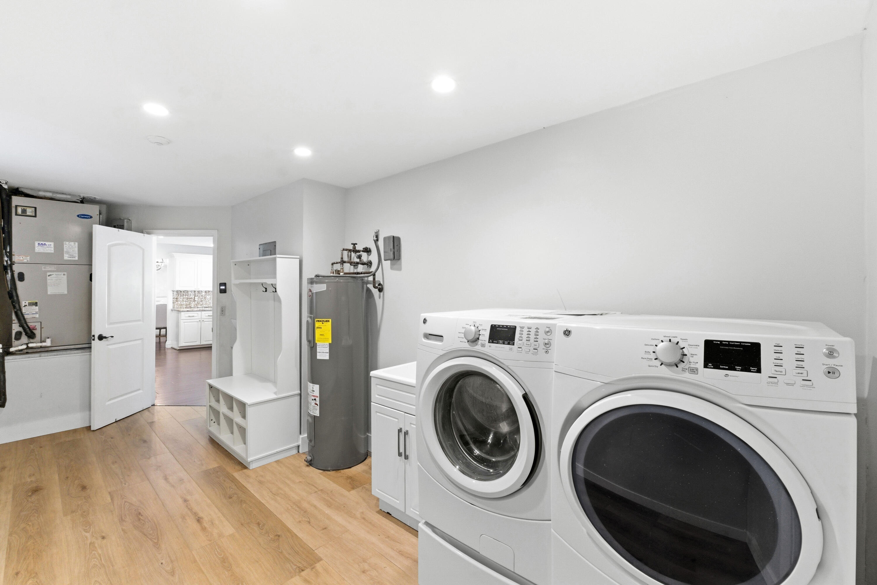 WATERFORD 116-43 B - Residential