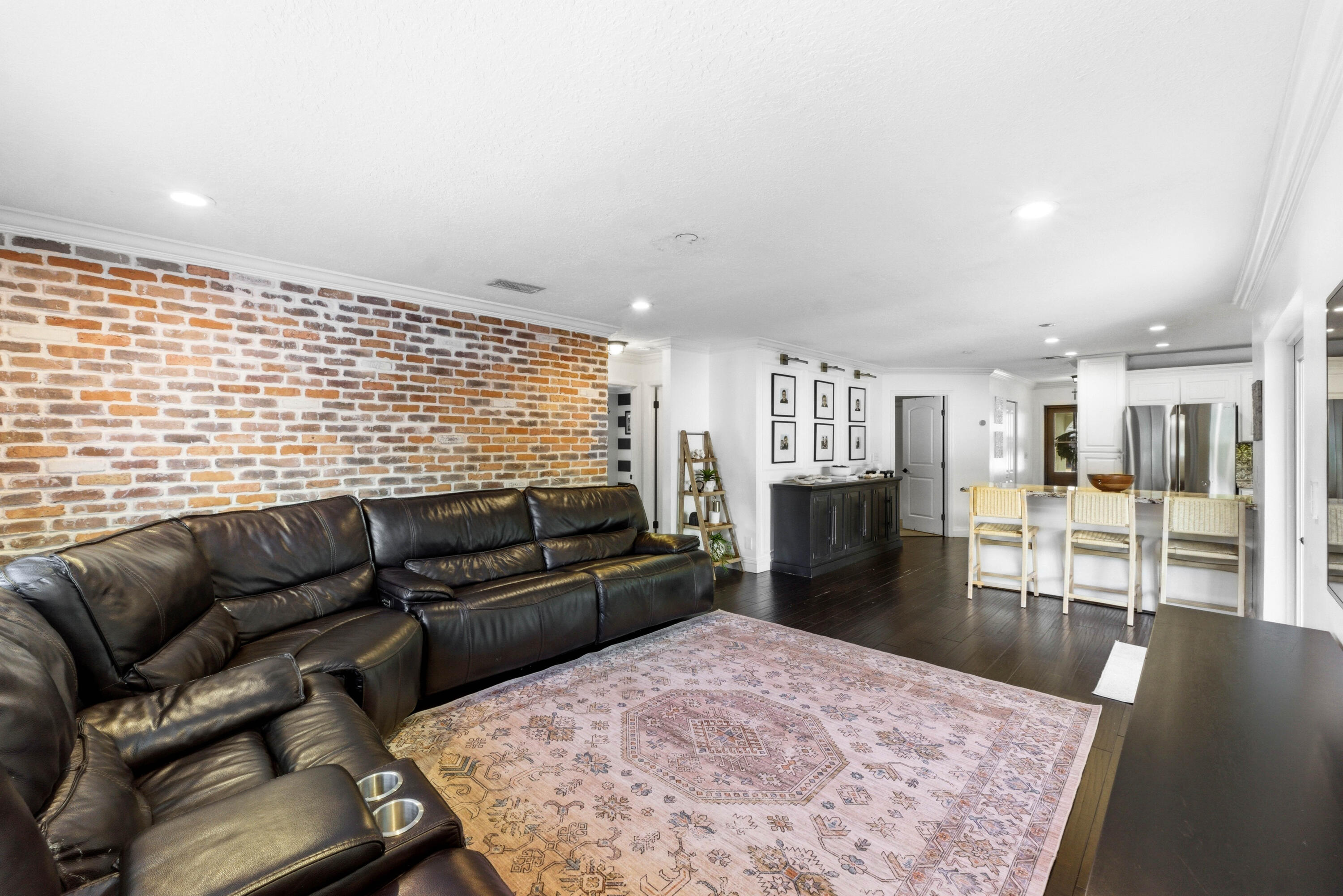 WATERFORD 116-43 B - Residential