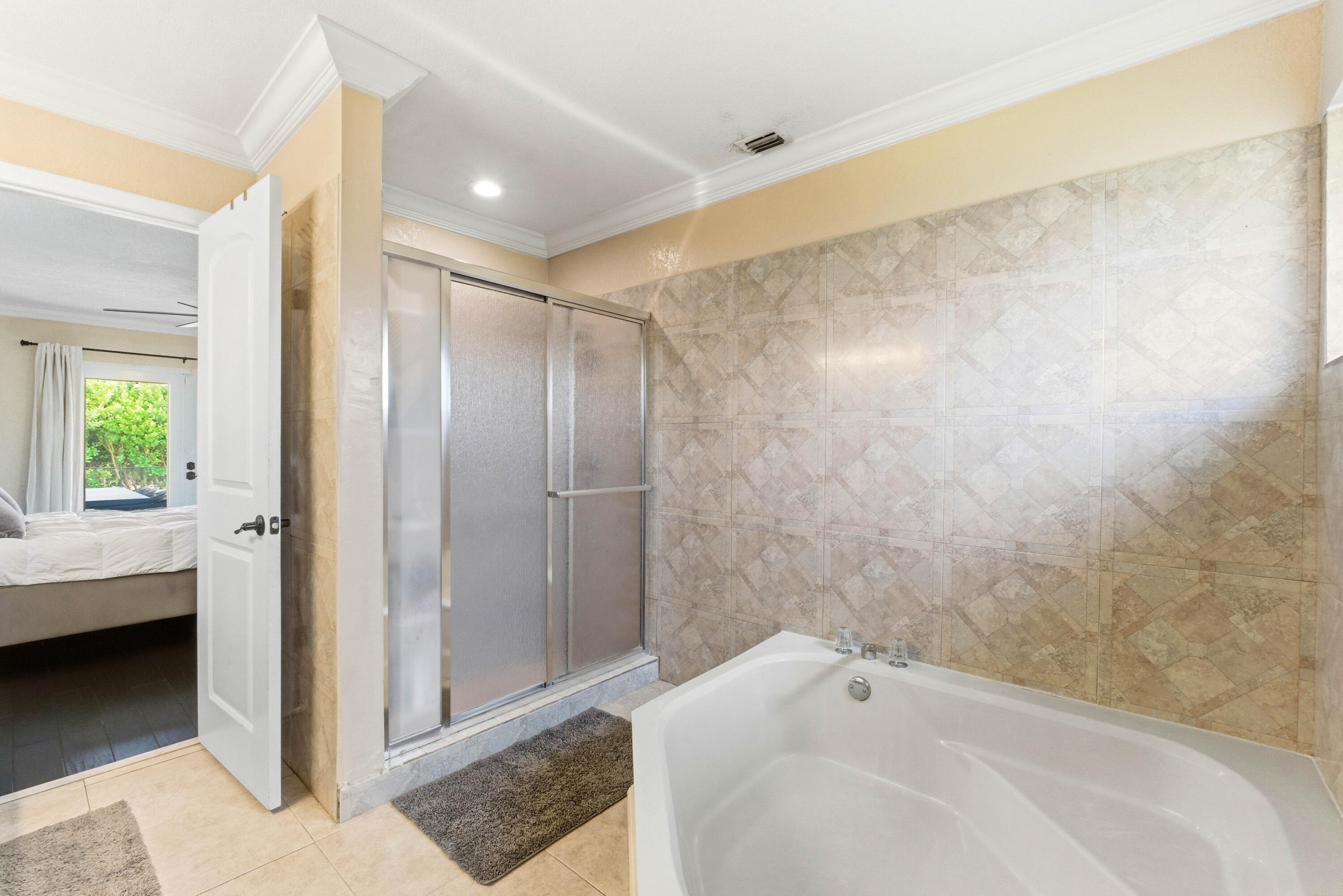 WATERFORD 116-43 B - Residential