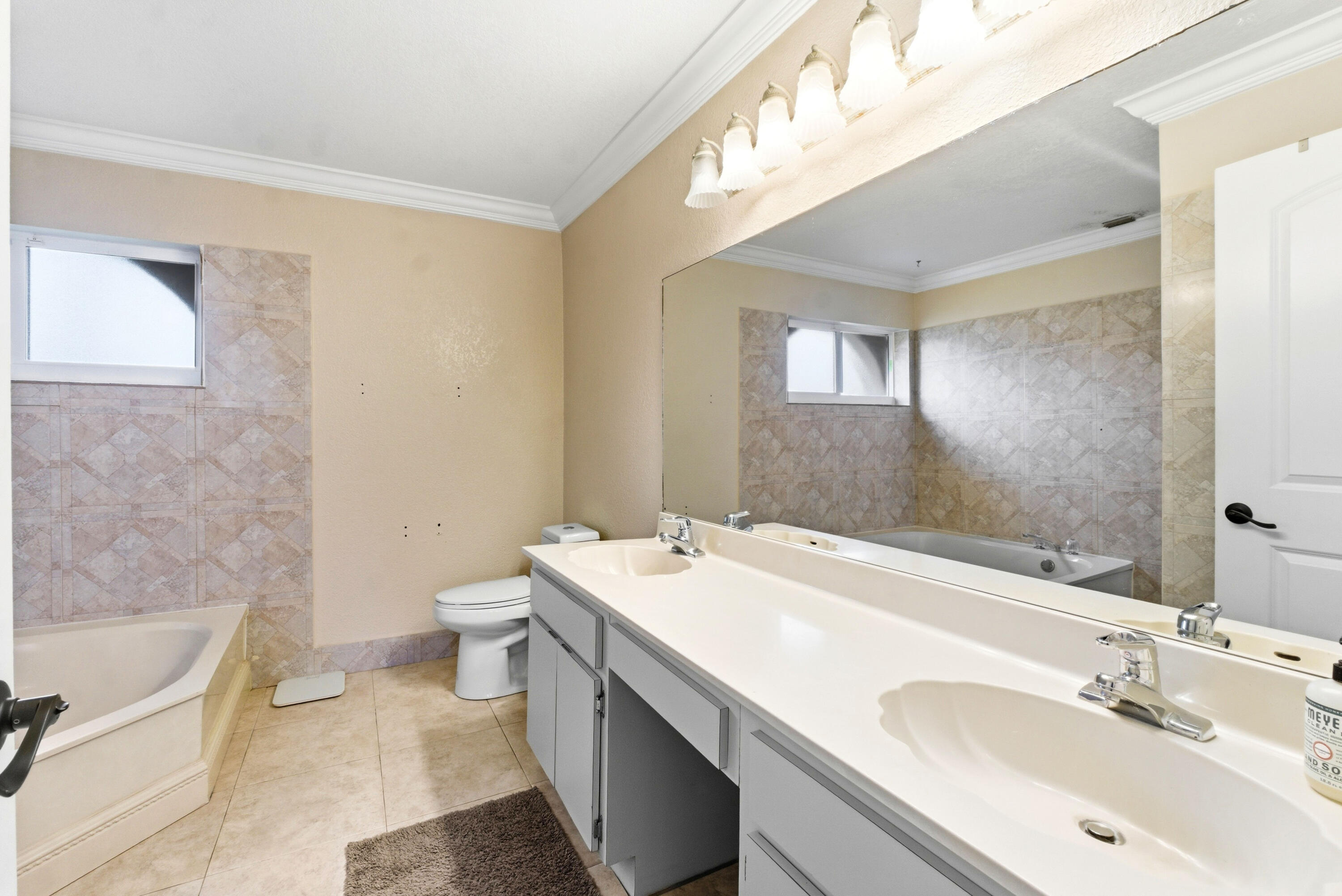 WATERFORD 116-43 B - Residential