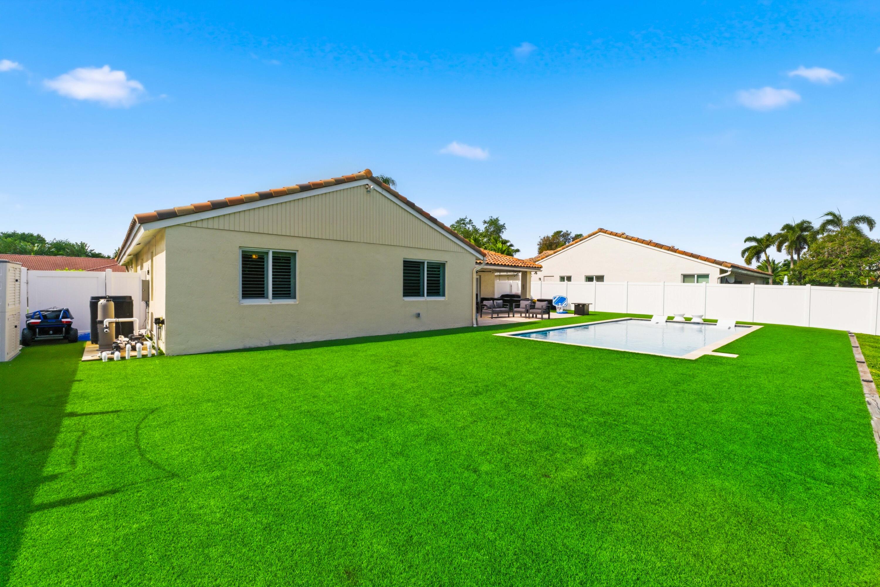 WATERFORD 116-43 B - Residential