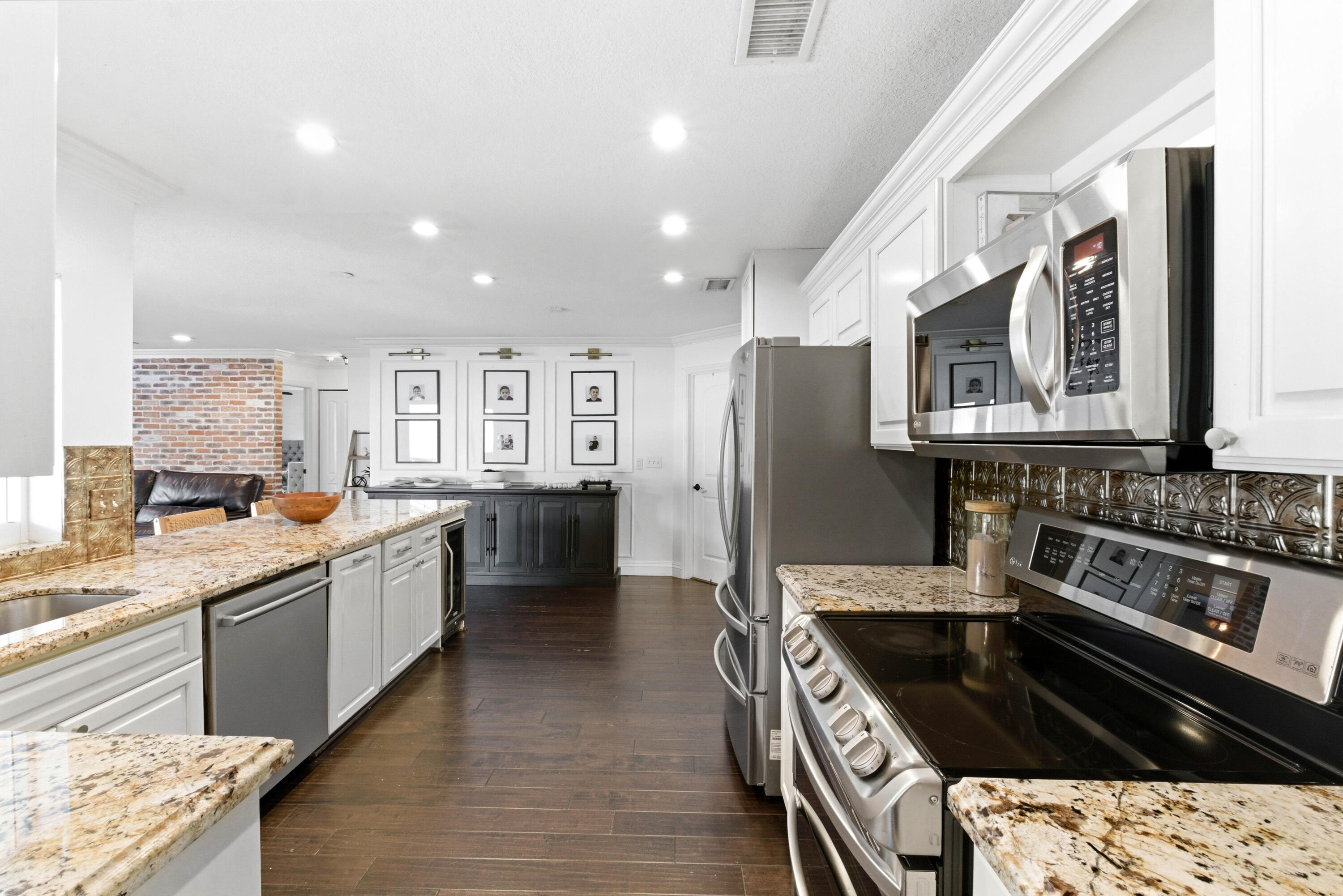 WATERFORD 116-43 B - Residential