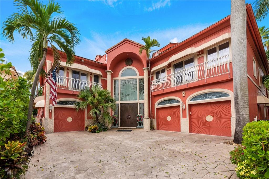 Las Olas Isles - Residential