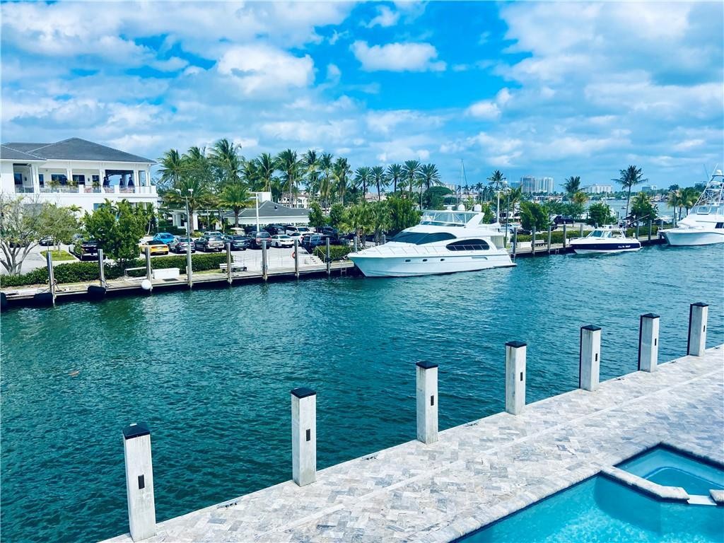 Lauderdale Harbors Sec A - Residential