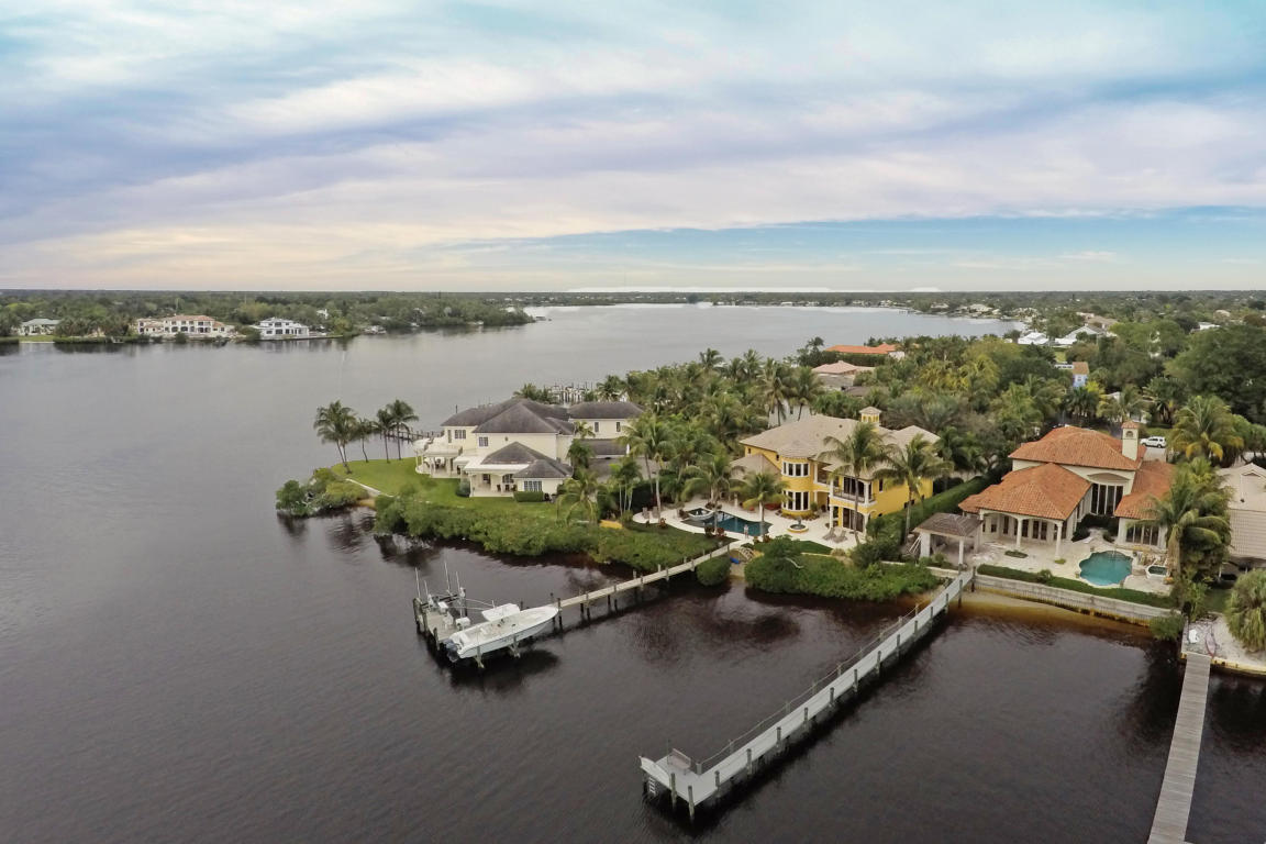 Tequesta Country Club - Residential