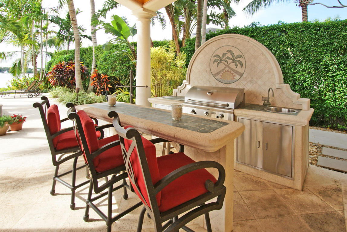 Tequesta Country Club - Residential